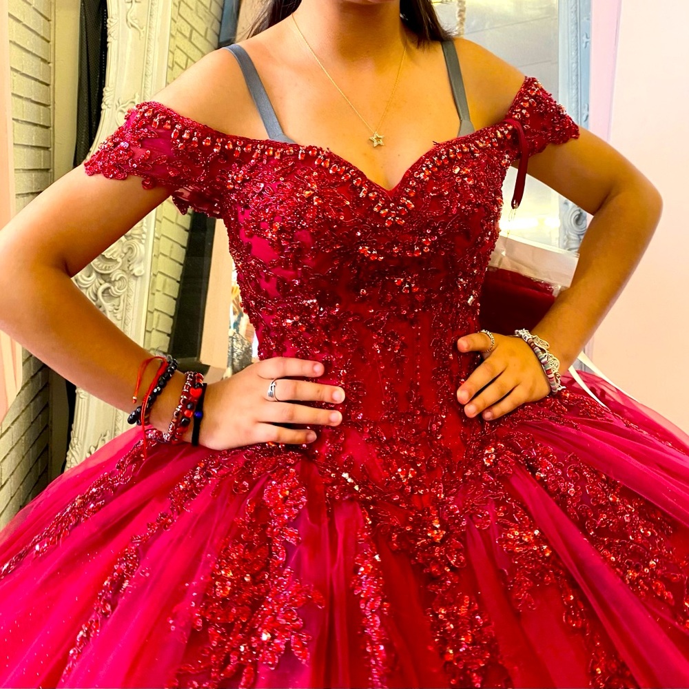 XV dress in burgundy size 00